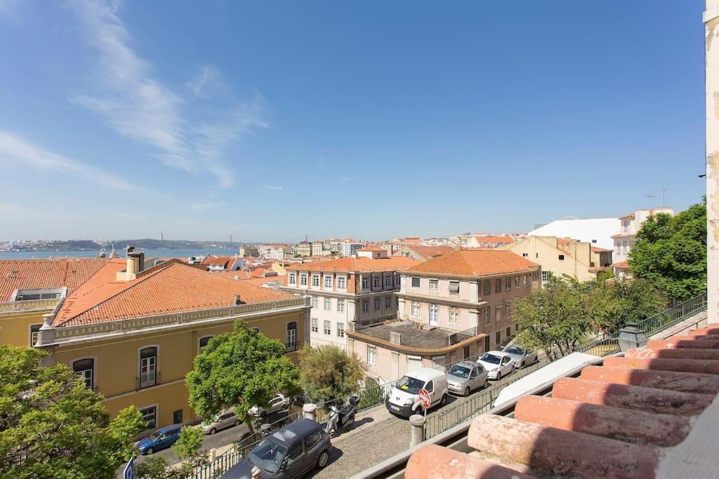 Castle River View Apartment